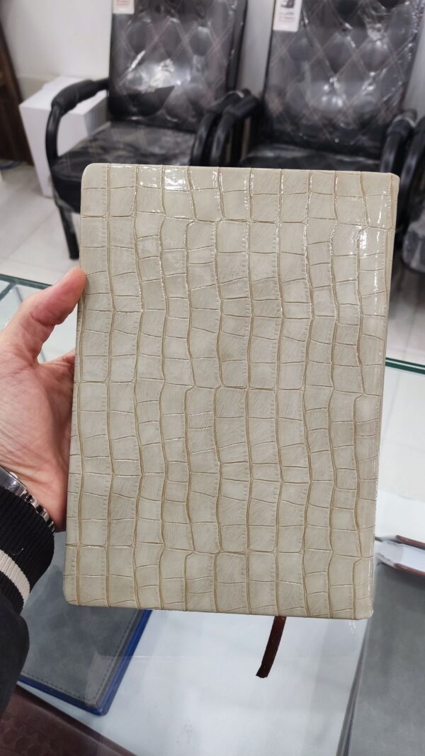 سررسید 1404 سنگی ( سوسماری) وزیری جمعه جدا - Image 5