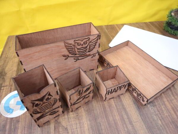 فایل لایه باز وکتور نظم‌دهنده میز